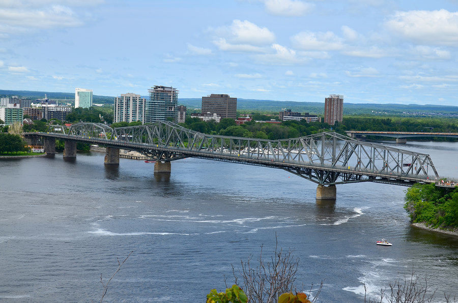 The Ottawa River separates Ottawa, Ontario and Gatineau, Quebec
