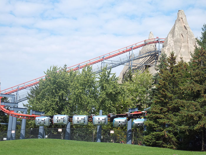 Canadas-Wonderland-in-Vaughan-First-theme-park