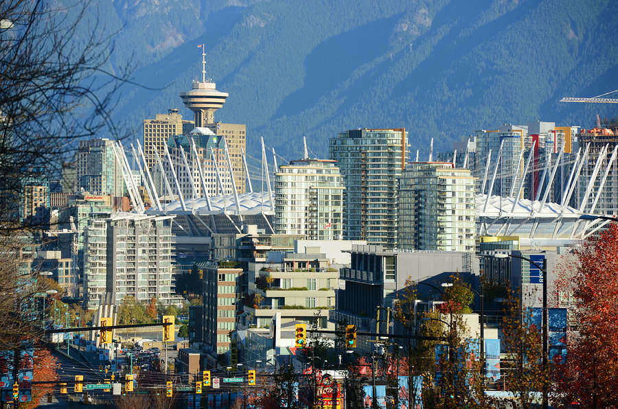  Harbour Centre Tower with gorgeous Mt. Fromme in the background