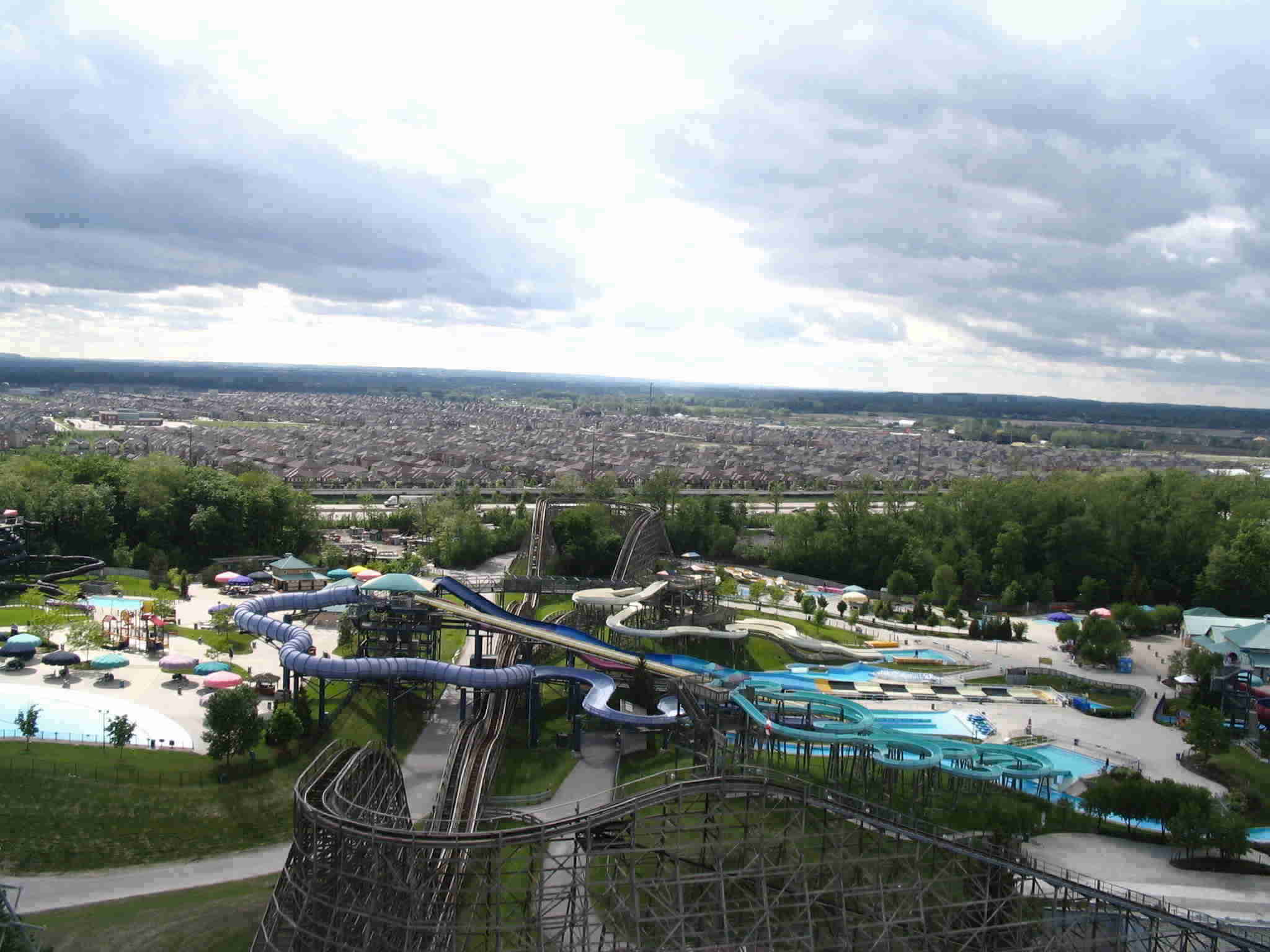 Vaughan as viewed from Behemoth (Canada’s Wonderland) By Loozrboy - http://www.flickr.com/photos/loozrboy/2546962668/, CC BY-SA 2.0 