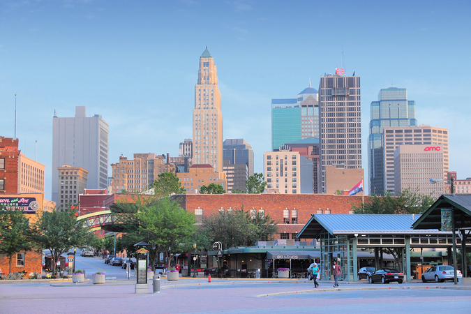 Downtown Kansas City is a thriving hub for government and commerce