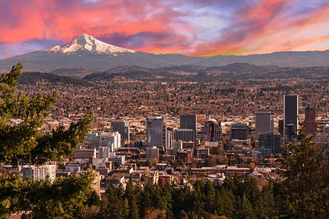Move to Portland with budget friendly moving rates from 5 free moving quotes