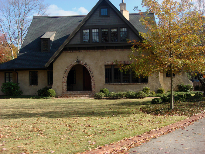 Southern gothic architecture in Birmingham – easy suburban living