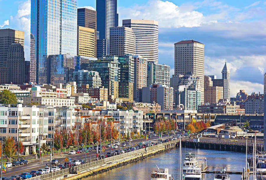 Sunny afternoon in downtown Seattle near the docks