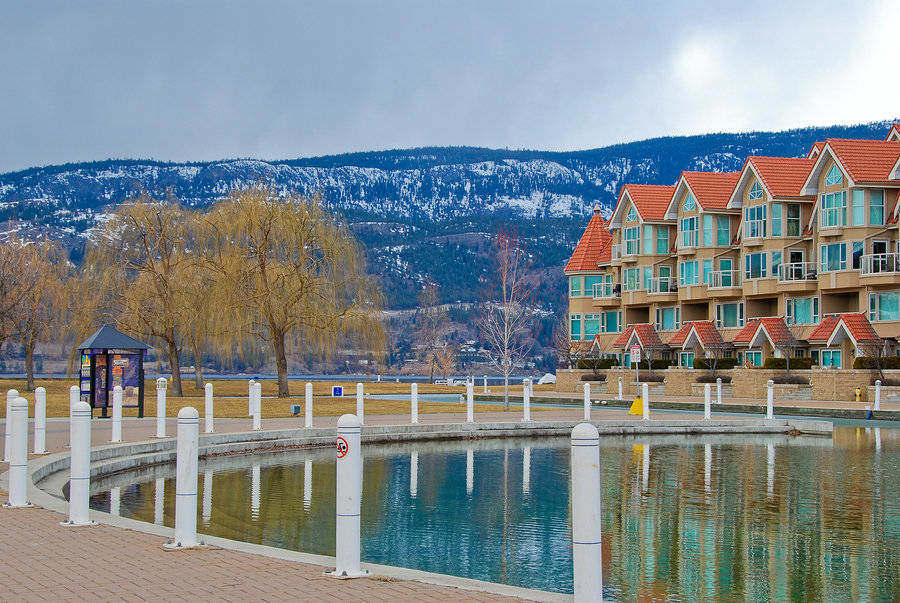 Row of condominiums along Okanagan Lake in Kelowna, Canada